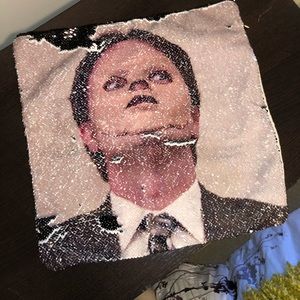 Dwight Sequence Pillow case / Black sequence.